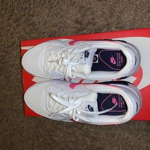 Nike Air Max - Womens Size 8